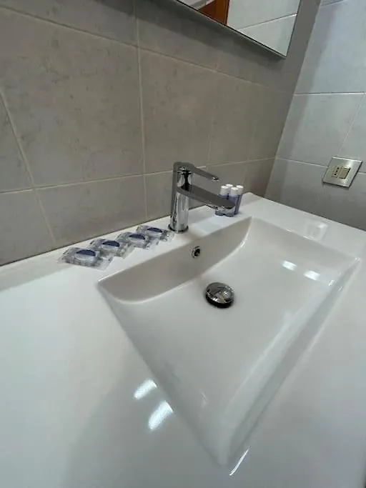 Cozy Apartment San Siro - Fiera Mediolan